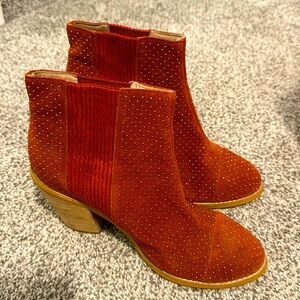 Anthropology burnt red corduroy textured ankle boots